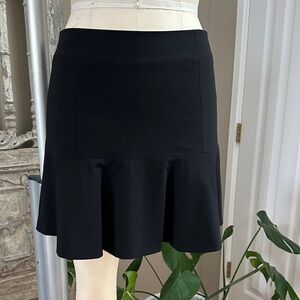 Theory GIDA S Skirt  Black Size 6  NWT Flared  Mini skirt 163/4” Retail for $165